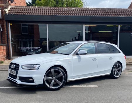 AUDI A4 AVANT 2.0 TDI Black Edition quattro Euro 5 (s/s) 5dr